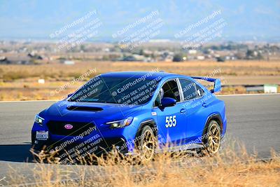 media/Nov-16-2024-Extreme Speed (Sat) [[6587d07cc4]]/Gold Group/Session 3 (The Bowl)/